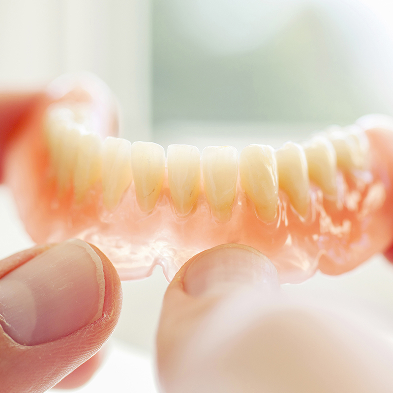 入れ歯（義歯）